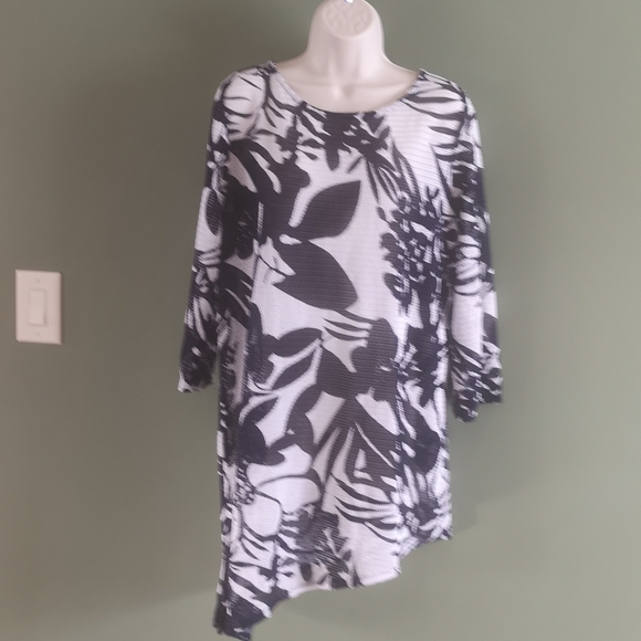 Chico's Travelers Collection Assymetrical Mesh Navy & White Cover Up Sz 3 or L - Picture 2 of 13